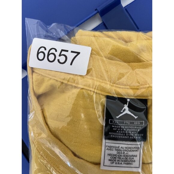 Vintage Air Jordan T-Shirt New Love Jordan 1 Flight Wings Size 2XL Yellow Y2K - Picture 11 of 11